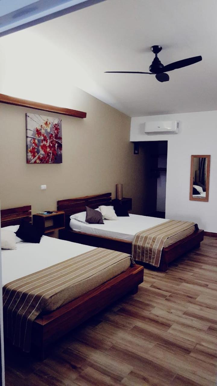 Cahuita Inn Zewnętrze zdjęcie